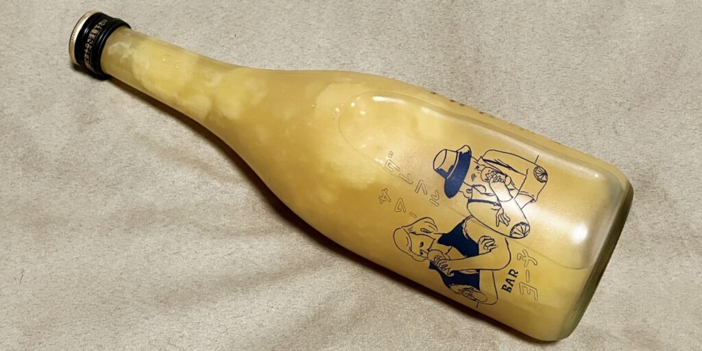 楯の川酒造の日本酒リキュール（BARヨー子）の瓶