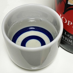 じょっぱり特別本醸造の色