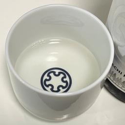 上川大雪「十勝」純米吟醸ＳＨＯＰ限定生酒の色