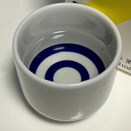 月桂冠純米84の色
