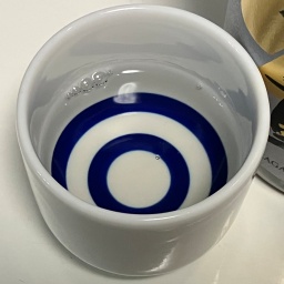 福光屋「加賀鳶」純米吟醸の色